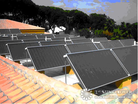 Flat-plate solar collectors for projects Colectores solares de placa plana para proyectos.